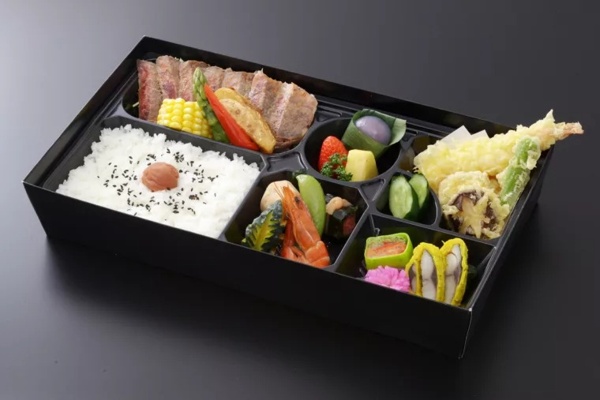 しあわせ弁当　一乗膳のお弁当一例
