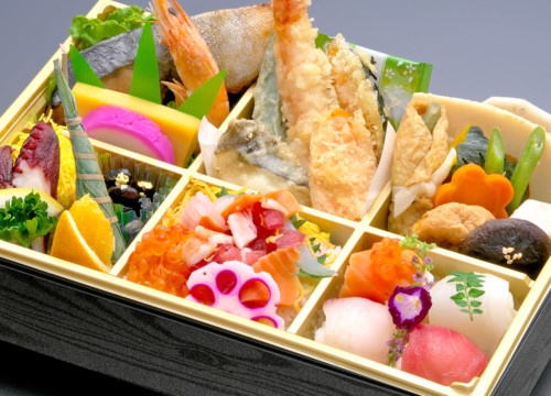 かかし亭のお弁当一例
