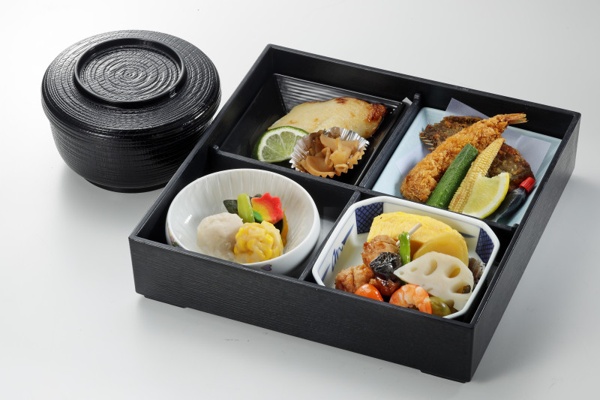 鶴鳴館 鶴家のお弁当一例
